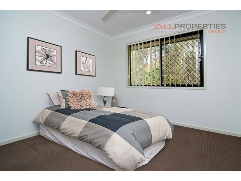 52 Barcombe Drive, Berrinba QLD 4117