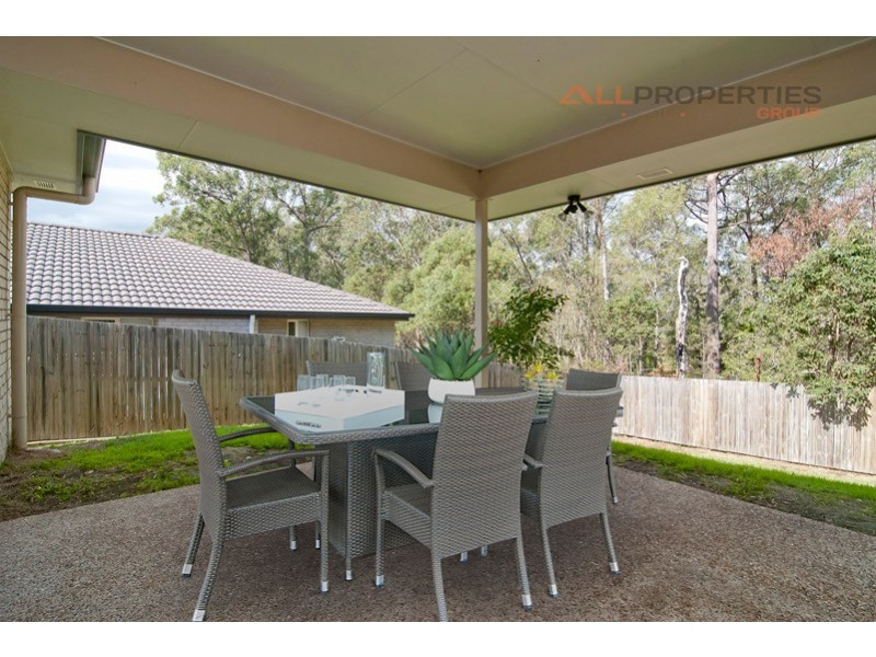 52 Barcombe Drive, Berrinba QLD 4117