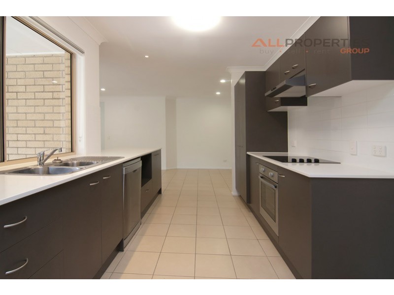 26 Fairweather Street, Berrinba QLD 4117