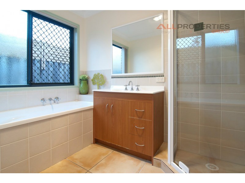 58 Cascade Drive, Forest Lake QLD 4078
