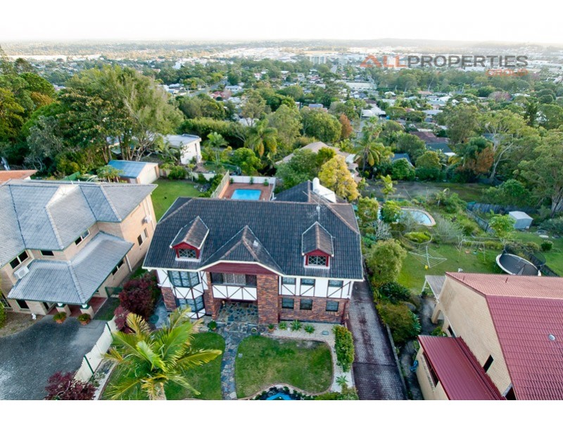 219 Springwood Road, Springwood QLD 4127