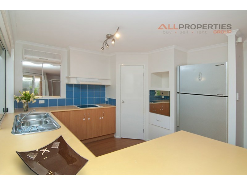 33 Dampier Cres, Drewvale QLD 4116