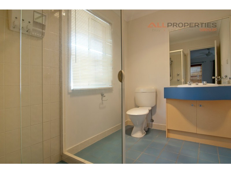 33 Dampier Cres, Drewvale QLD 4116
