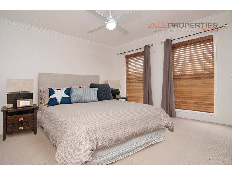 33 Dampier Cres, Drewvale QLD 4116