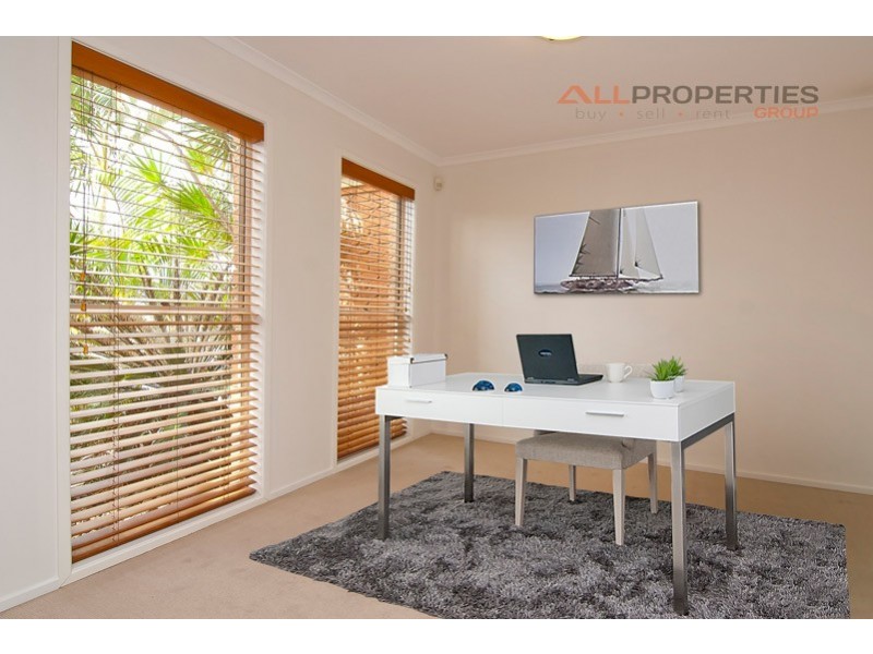 33 Dampier Cres, Drewvale QLD 4116
