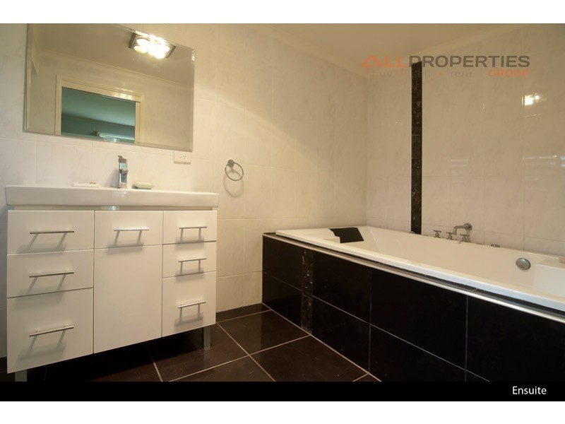 26 Victor Street, Runcorn QLD 4113