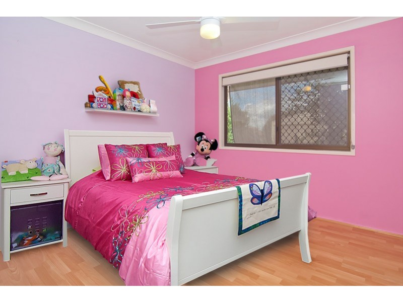 25 DORACHUS DRIVE, Regents Park QLD 4118