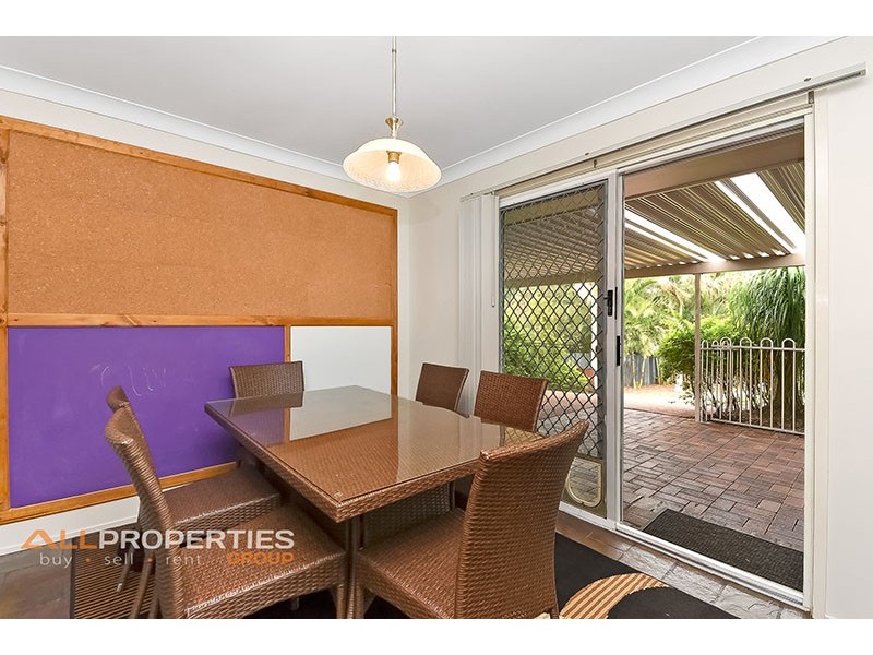 10 COCAS STREET, Regents Park QLD 4118