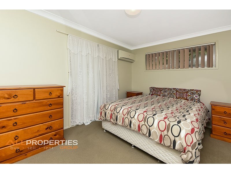 10 COCAS STREET, Regents Park QLD 4118