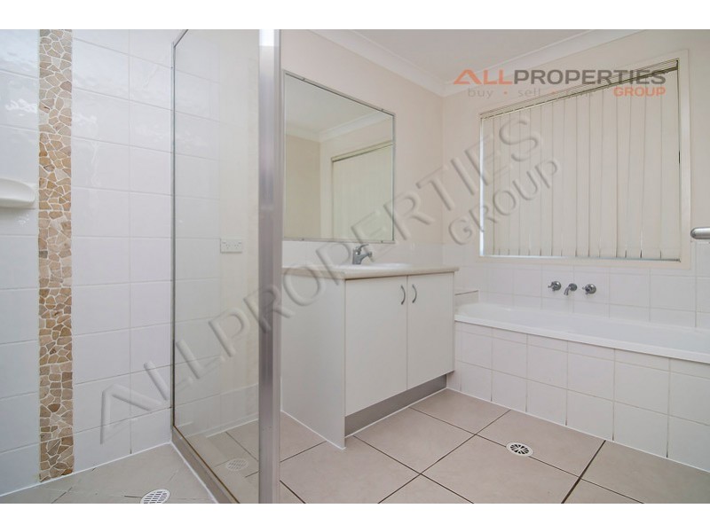 10 Rasmussen Avenue, Marsden QLD 4132