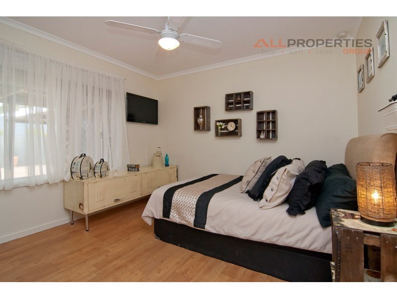 5 ITEA COURT, Regents Park QLD 4118