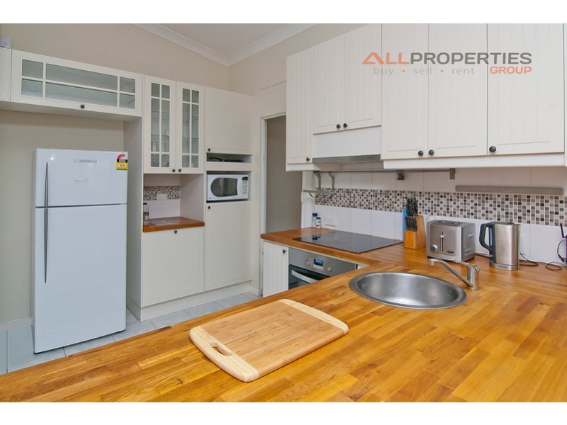 12 Maitland Street, Forest Lake QLD 4078