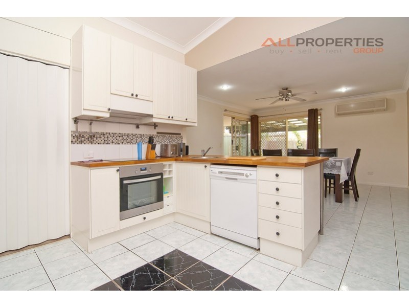 12 Maitland Street, Forest Lake QLD 4078