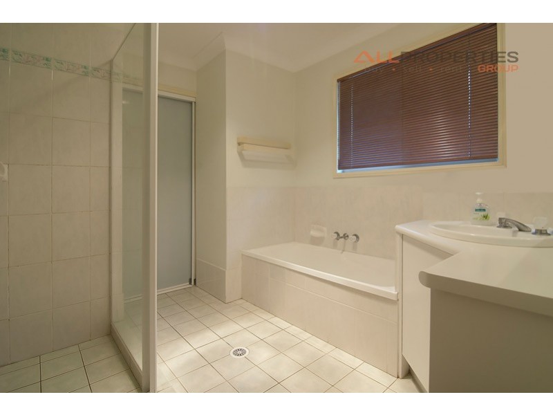 12 Maitland Street, Forest Lake QLD 4078