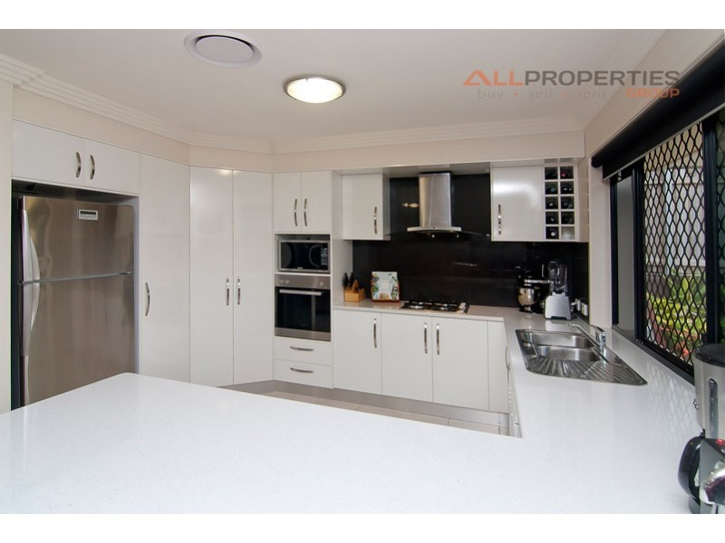 5 Davidshone Close, Doolandella QLD 4077