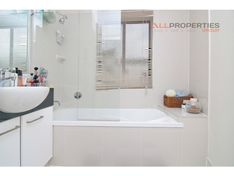 1/44 Birdwood Road, Holland Park West QLD 4121