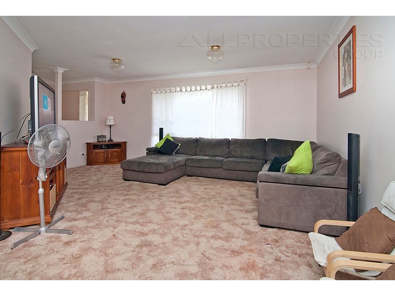 133 Short St, Boronia Heights QLD 4124