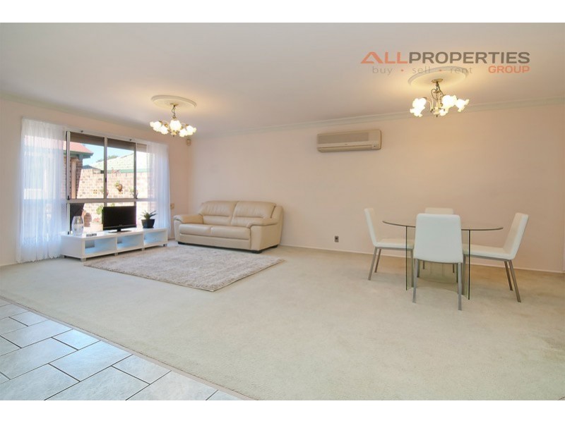 8 Patula Close, Forest Lake QLD 4078