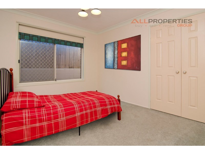 8 Patula Close, Forest Lake QLD 4078