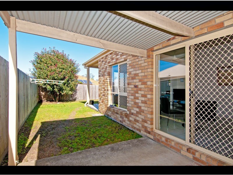 8 Solea Close, Forest Lake QLD 4078