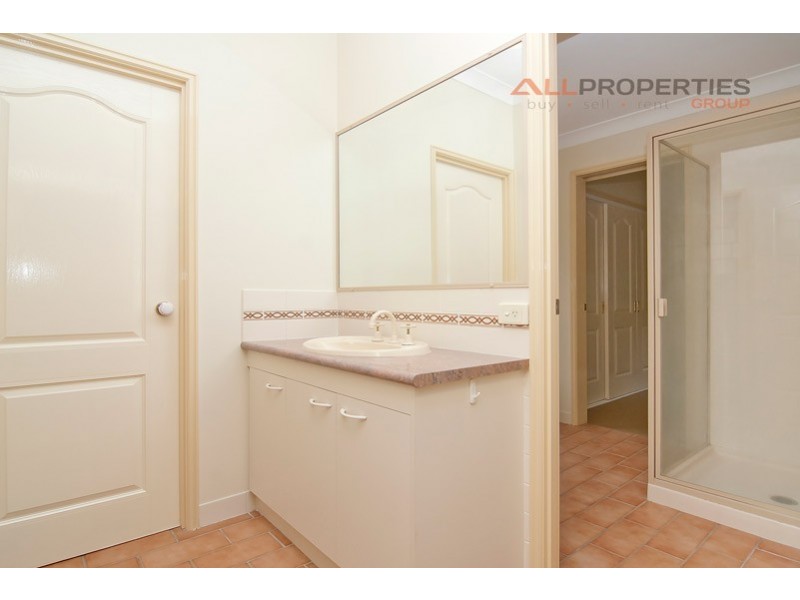 6 Killarney St, Forest Lake QLD 4078