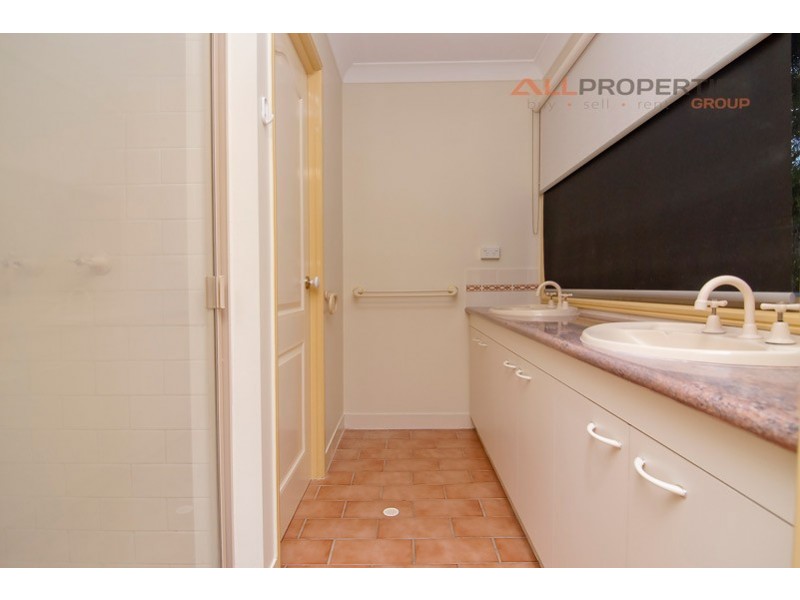 6 Killarney St, Forest Lake QLD 4078