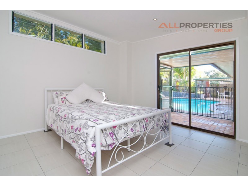 29 VANSITTART ROAD, Regents Park QLD 4118