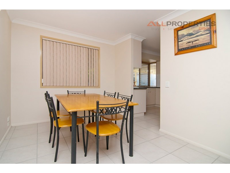 43 Gordonia Drive, Regents Park QLD 4118