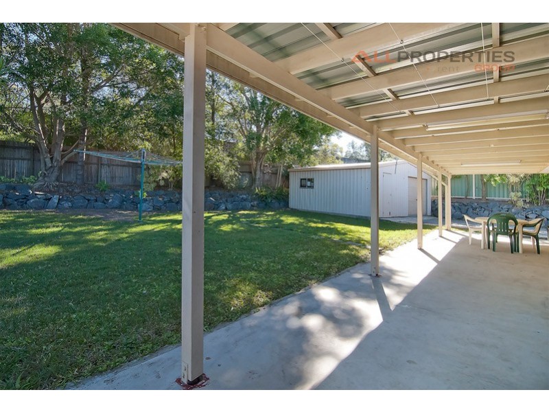 43 Gordonia Drive, Regents Park QLD 4118