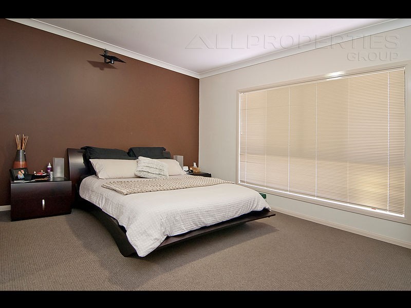 4 Coolibah Street, Heathwood QLD 4110