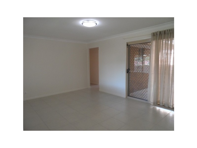 8 Network Drive, Boronia Heights QLD 4124