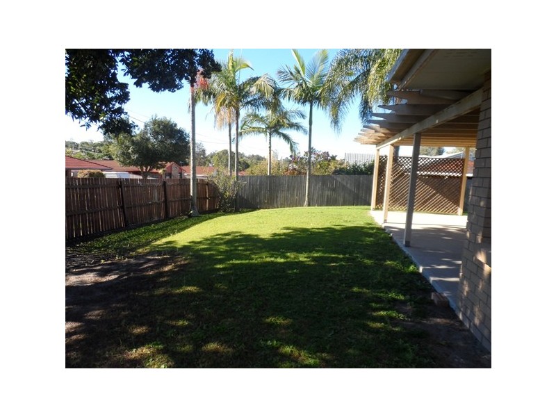 8 Network Drive, Boronia Heights QLD 4124