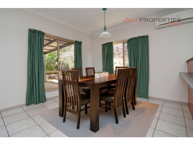 54 Jindabyne Circuit, Forest Lake QLD 4078