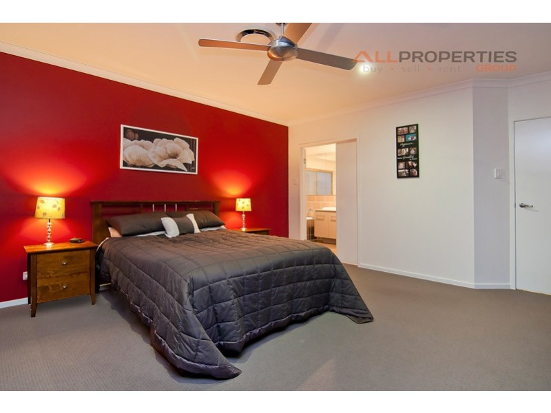 60 Gardenia Circuit, Heathwood QLD 4110