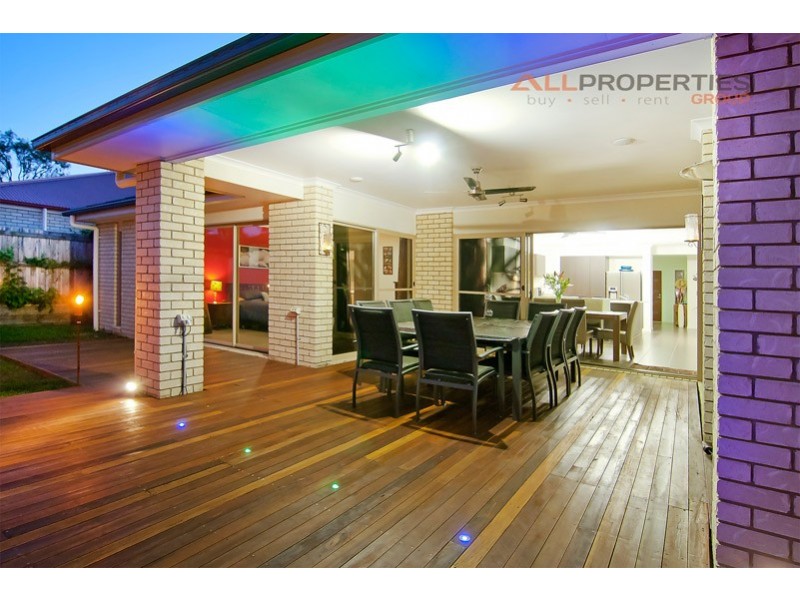 60 Gardenia Circuit, Heathwood QLD 4110