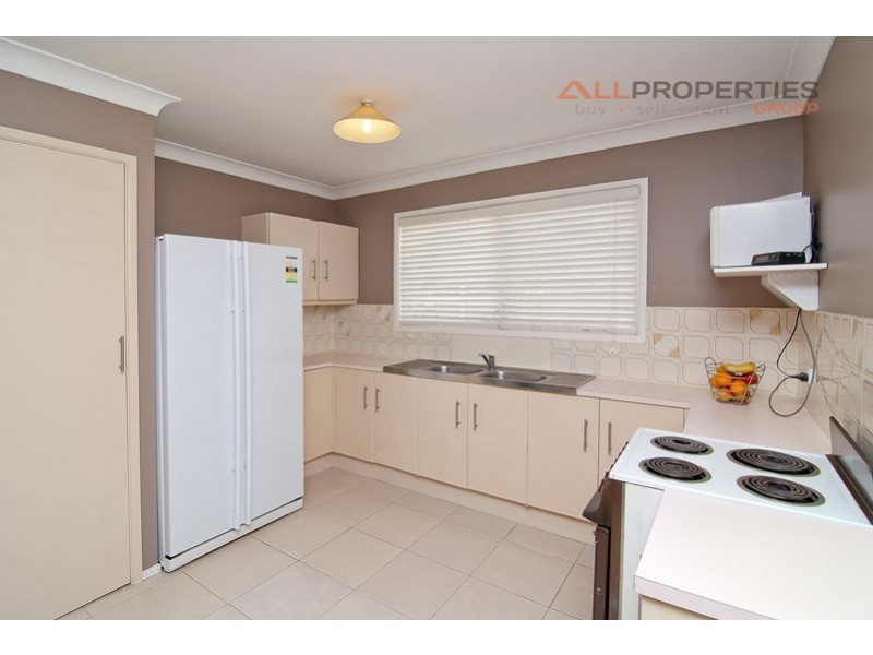 26 Beelong Street, Crestmead QLD 4132