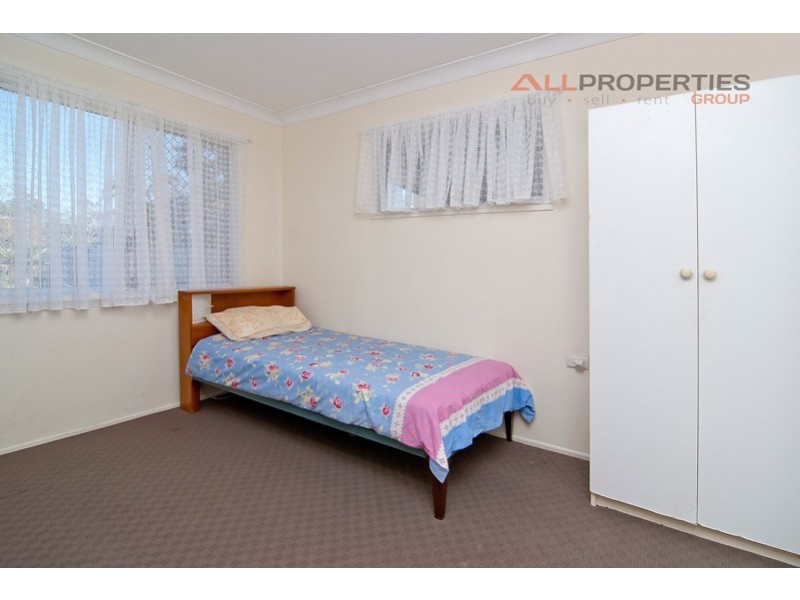 26 Beelong Street, Crestmead QLD 4132