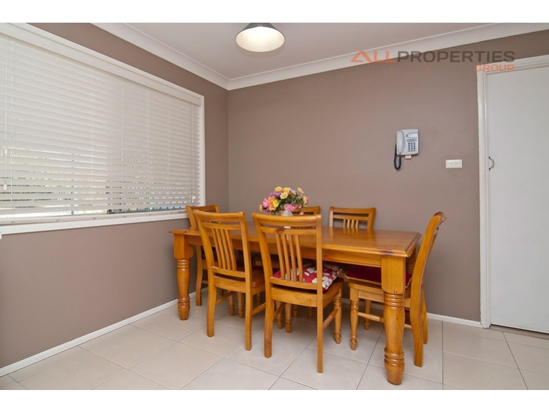26 Beelong Street, Crestmead QLD 4132