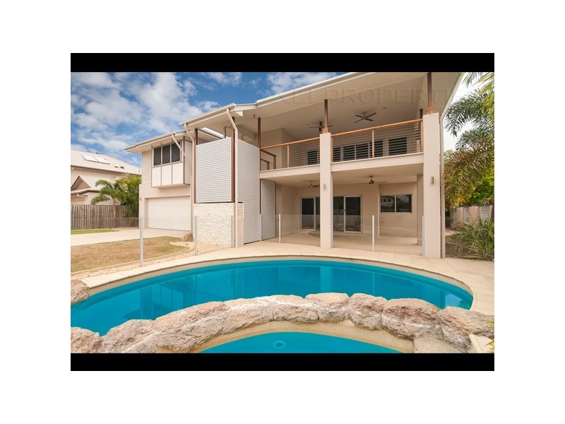 8 Riviera Way, Forest Lake QLD 4078