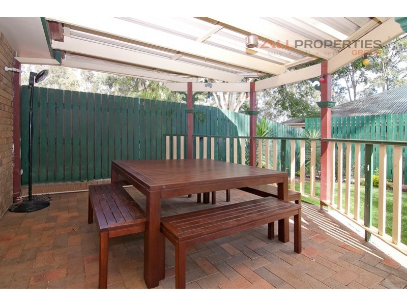 1 Warburton Cl, Forest Lake QLD 4078