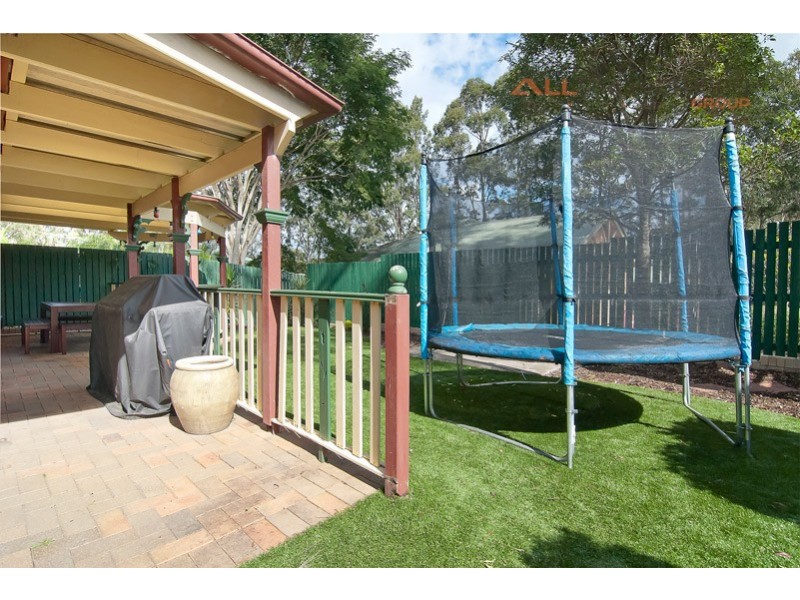 1 Warburton Cl, Forest Lake QLD 4078