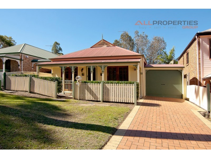 27 Toomba Pl, Forest Lake QLD 4078