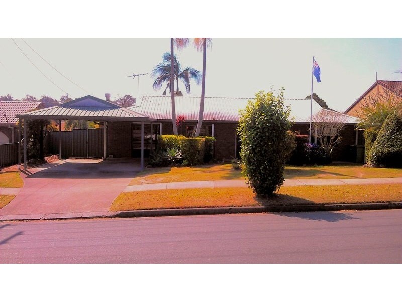 6 VANSITTART ROAD, Regents Park QLD 4118