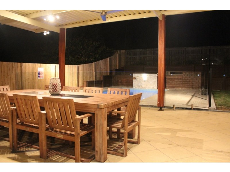 25 Bullen Circuit, Forest Lake QLD 4078