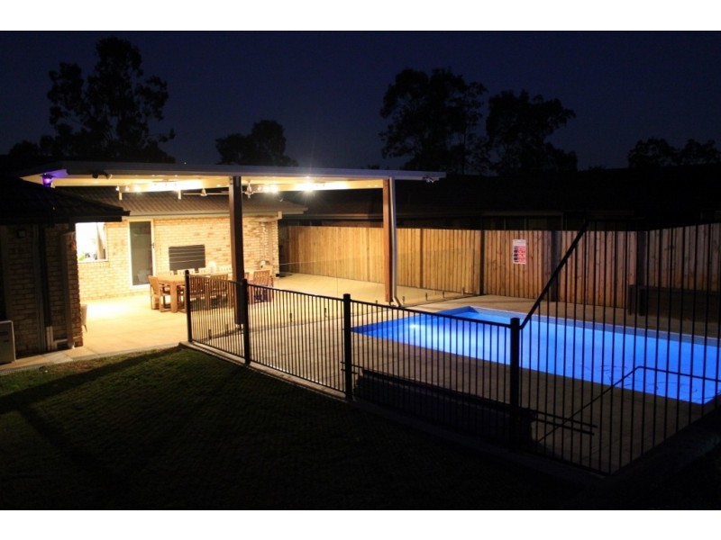 25 Bullen Circuit, Forest Lake QLD 4078