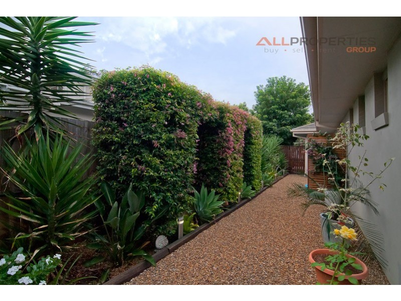 101 Parkwood Drive, Heathwood QLD 4110