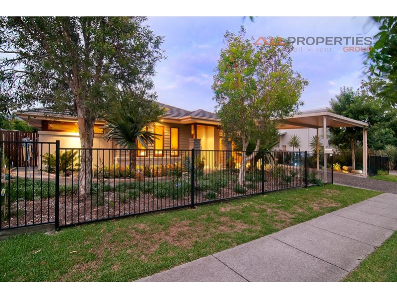 101 Parkwood Drive, Heathwood QLD 4110