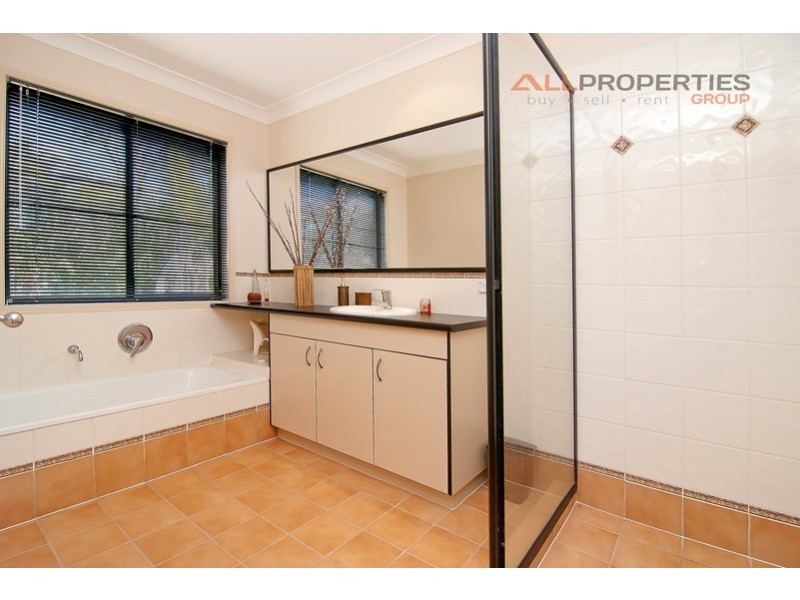 30 Alexandrina Circuit, Forest Lake QLD 4078