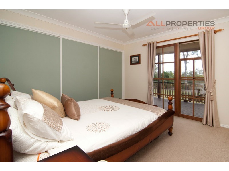 32-34 Conway Court, Munruben QLD 4125