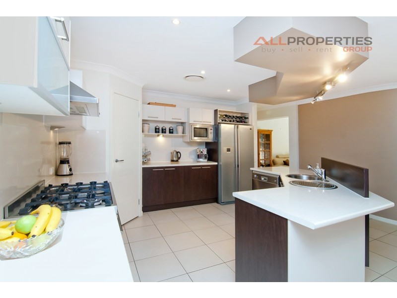 19 Paperbark Crescent, Heathwood QLD 4110